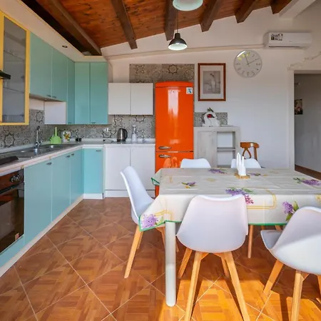 Jungle Διαμέρισμα